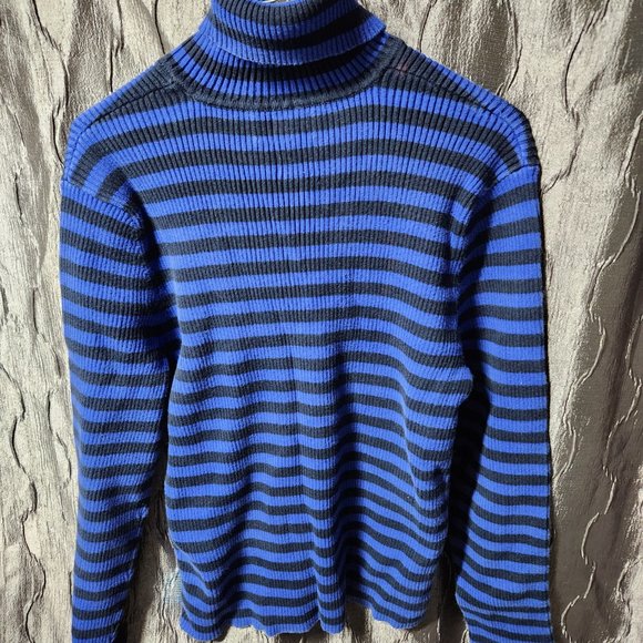 Ralph Lauren Turtleneck - Picture 3 of 5